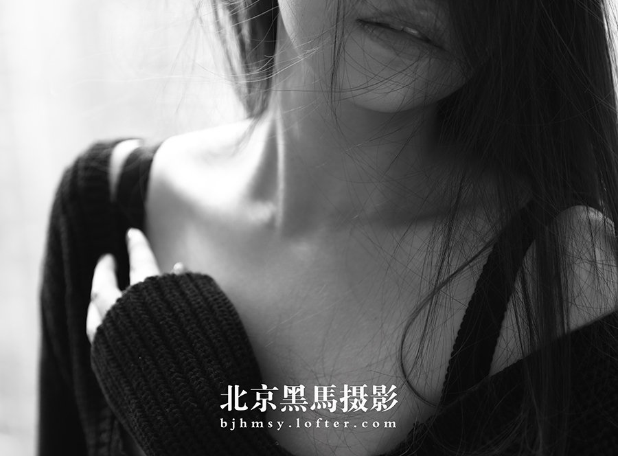 【【北京黑马摄影】 黑毛衣摄影图片】人像摄