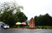 下雨天游览红岩村