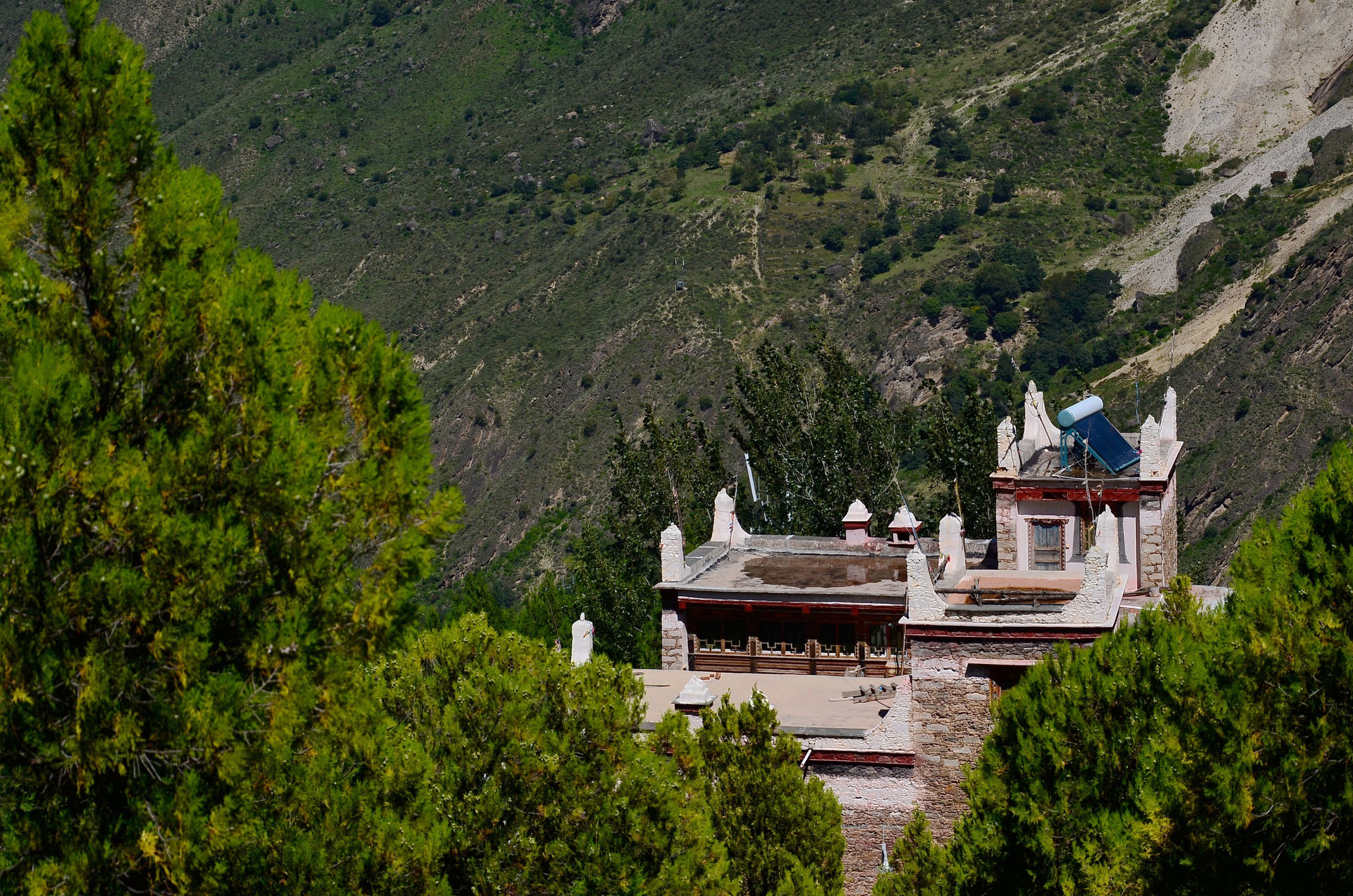 甲居藏寨景区图片