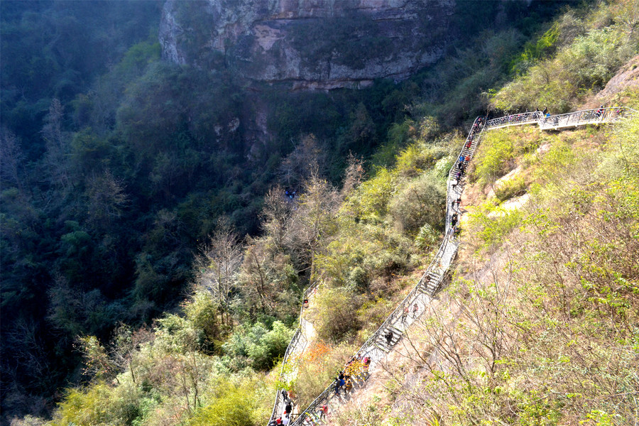 旅遊|景美好玩還刺激,浙江6條玻璃棧道,你敢來