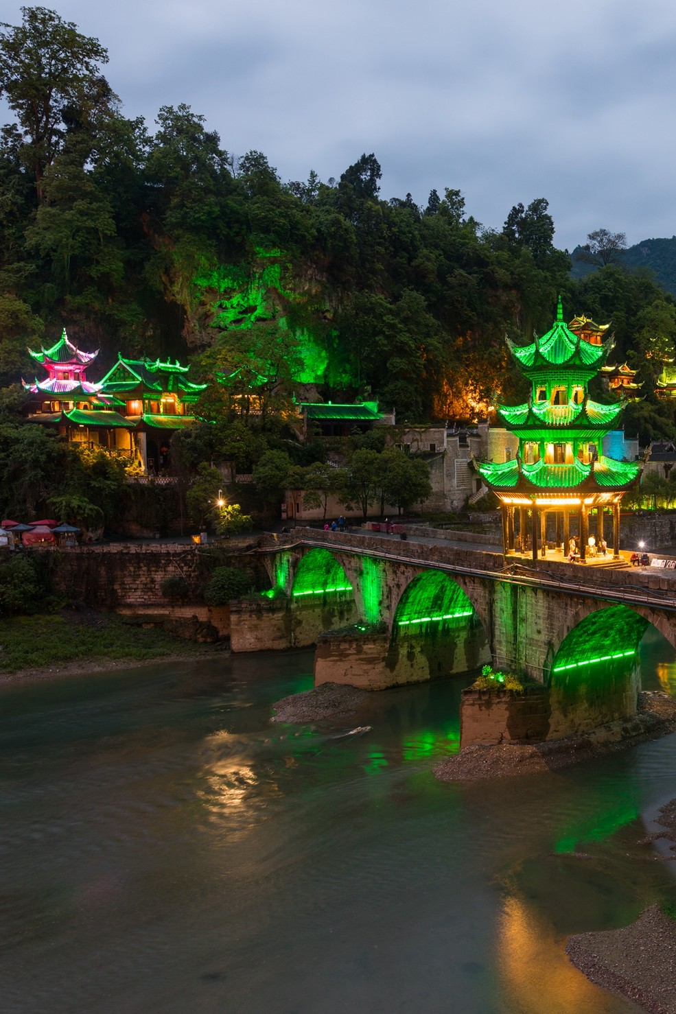 七彩镇远祝圣桥