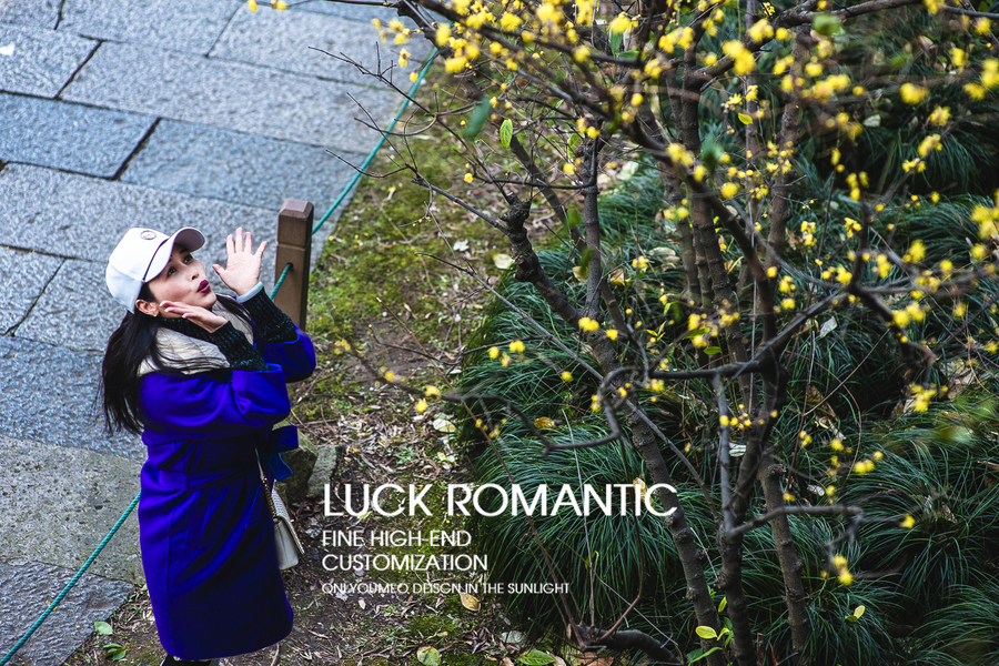 LUCK ROMANTIC