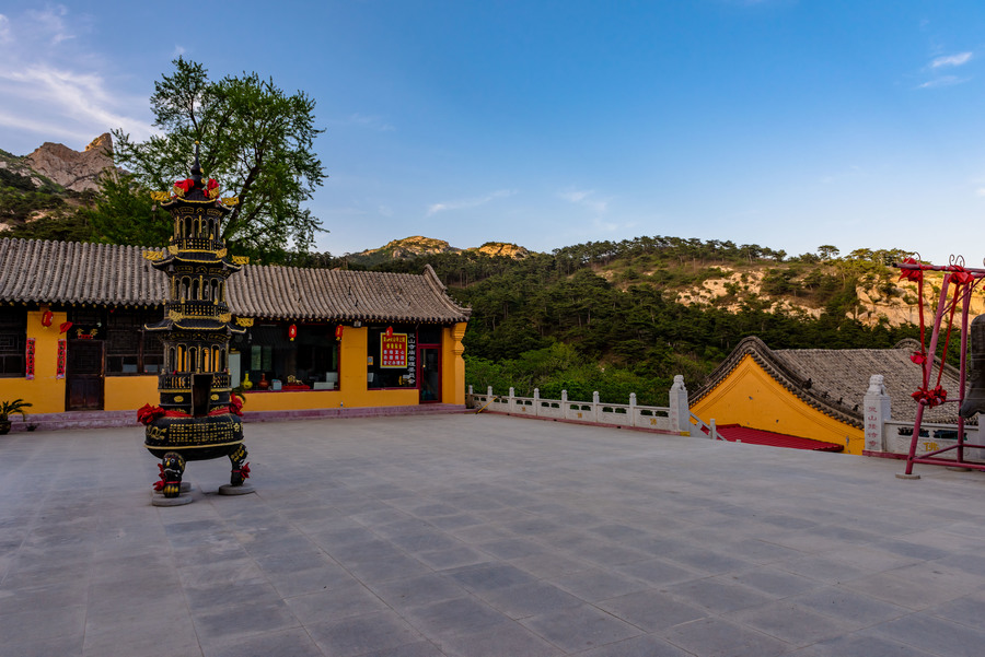 锦州北镇灵山寺风景区图片