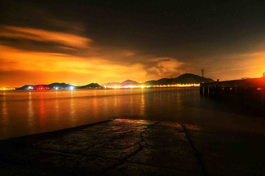 舟山海边夜景图片