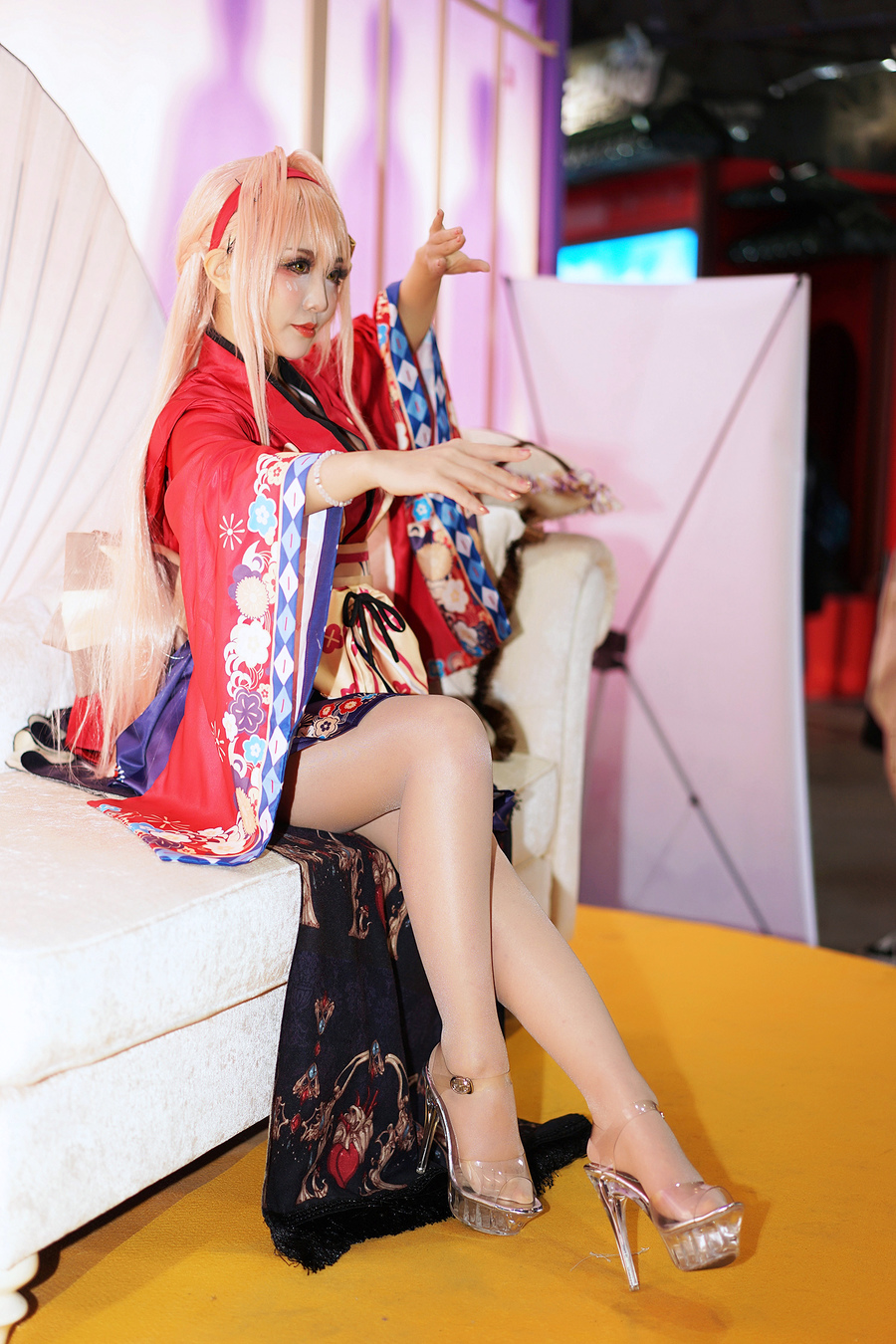 Coser