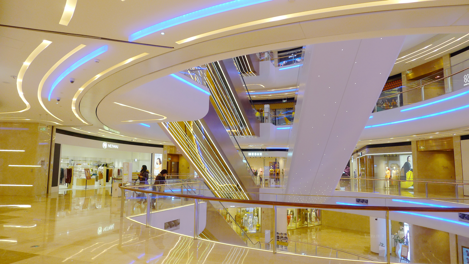 优秀的商场灯光氛围亮化，应该遵循哪些设计原则？