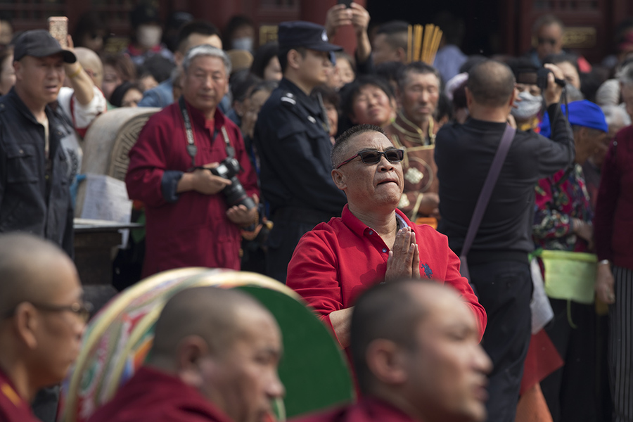 【阴历四月初八逛庙会摄影图片】纪实摄影