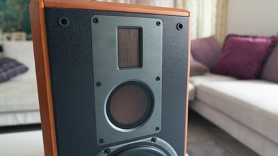 有源HiFi音箱新进化,惠威M5A三分频书架