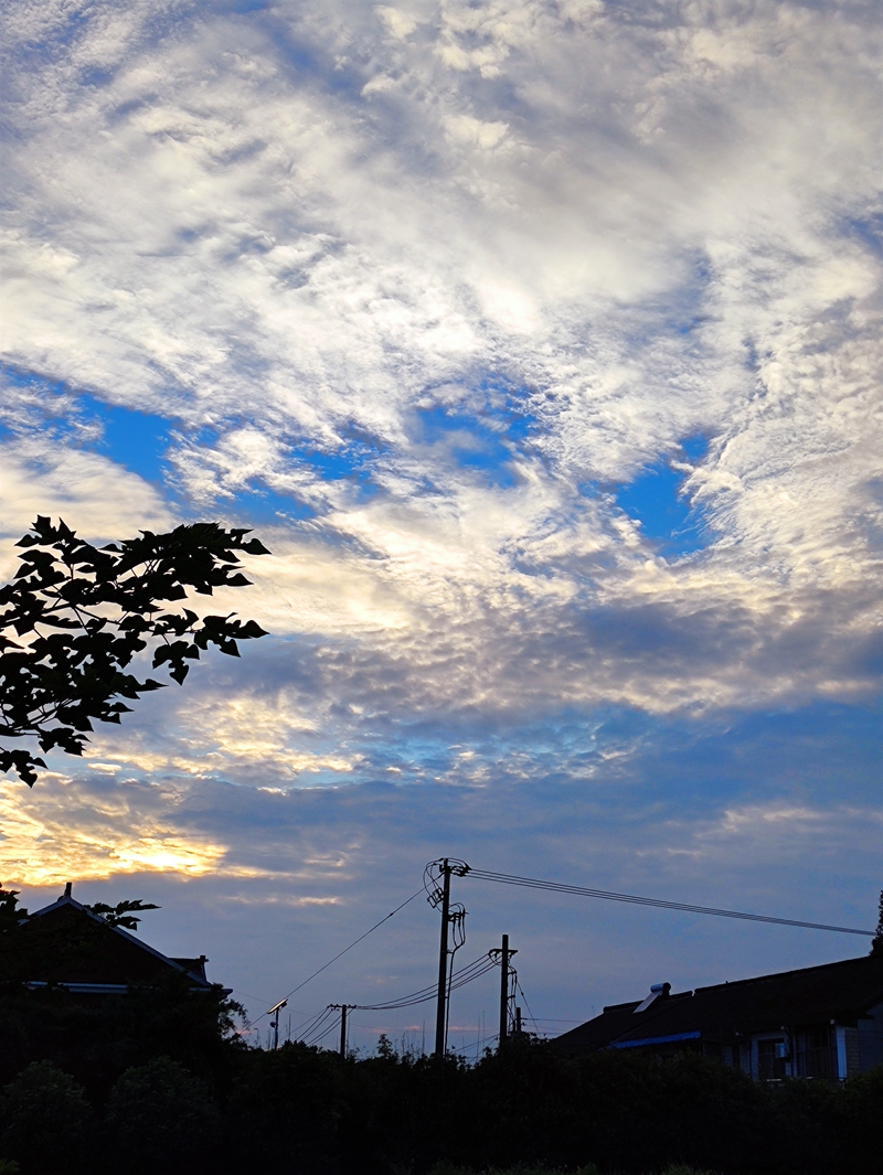 傍晚の天空圖