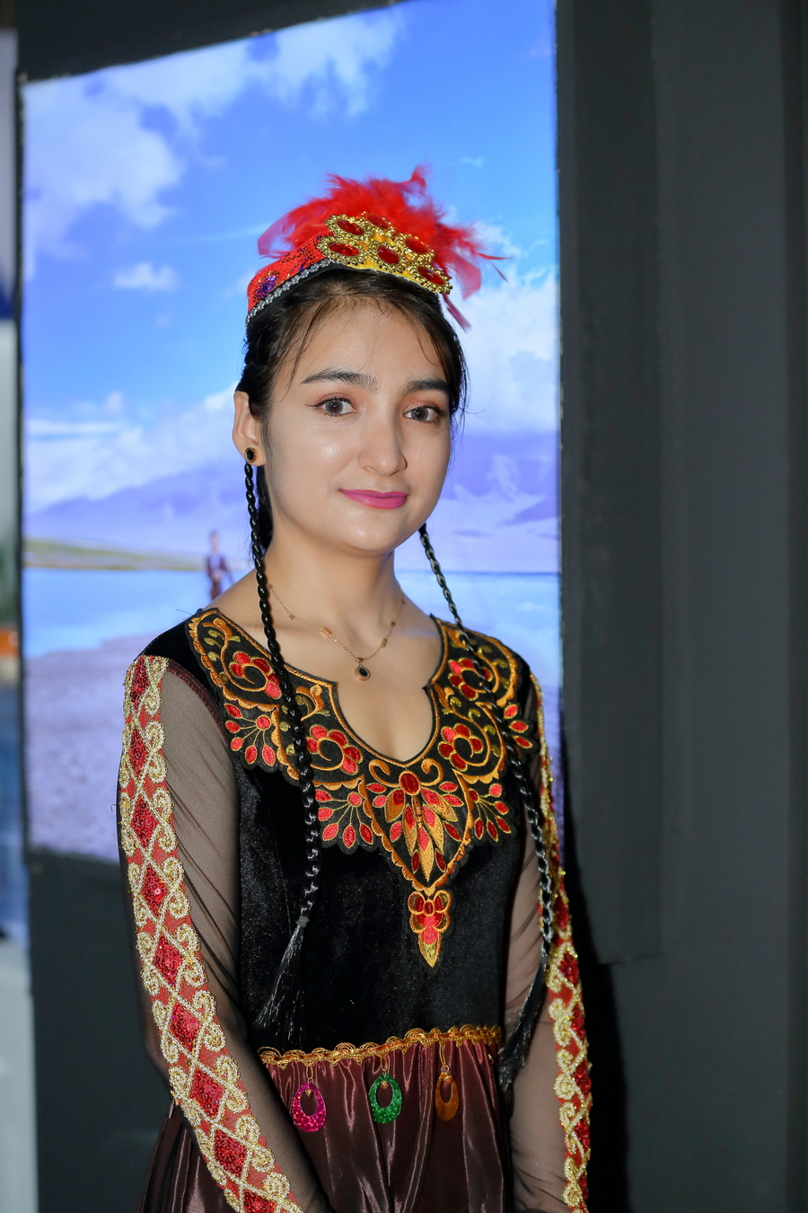 【美丽的新疆姑娘摄影图片】人像摄影