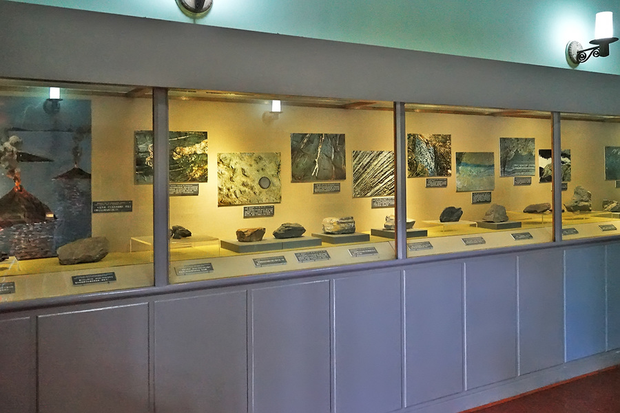 江西地质博物馆图片