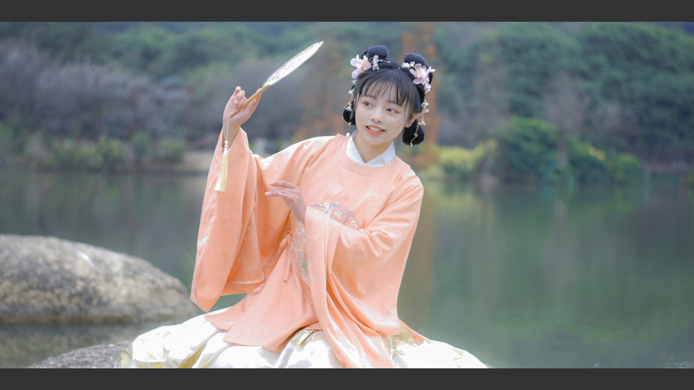 鿴