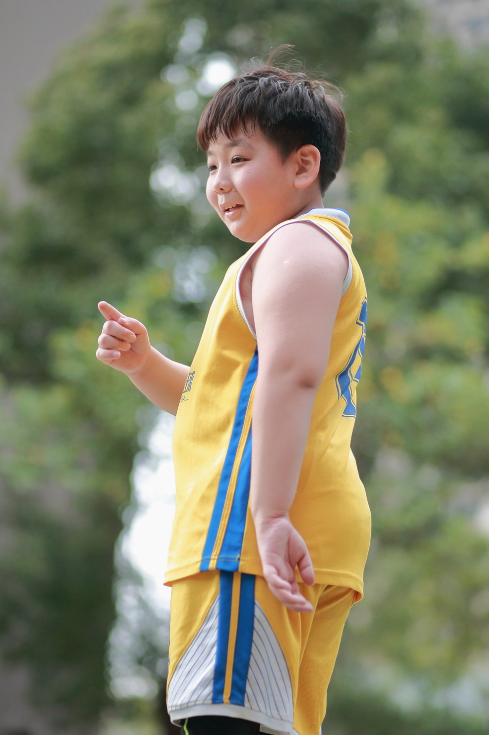 鿴