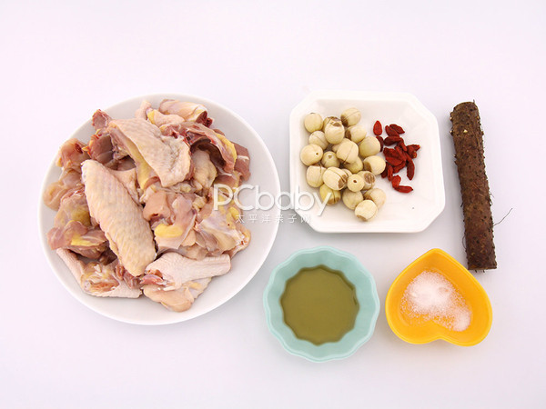 补血鸡肉汤的做法 补血鸡肉汤的家常做法 补血鸡肉汤怎么做好吃 孕期食谱推荐