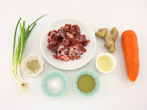 胡萝卜炖牛肉的做法 胡萝卜炖牛肉的家常做法 胡萝卜炖牛肉怎么做好吃 孕期食谱推荐
