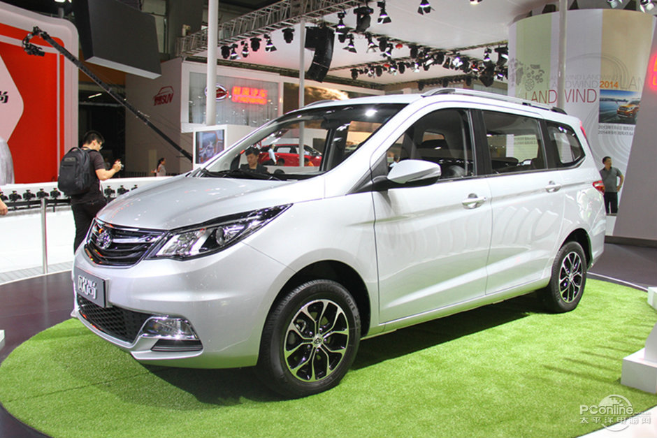 长安mpv7座车型图片