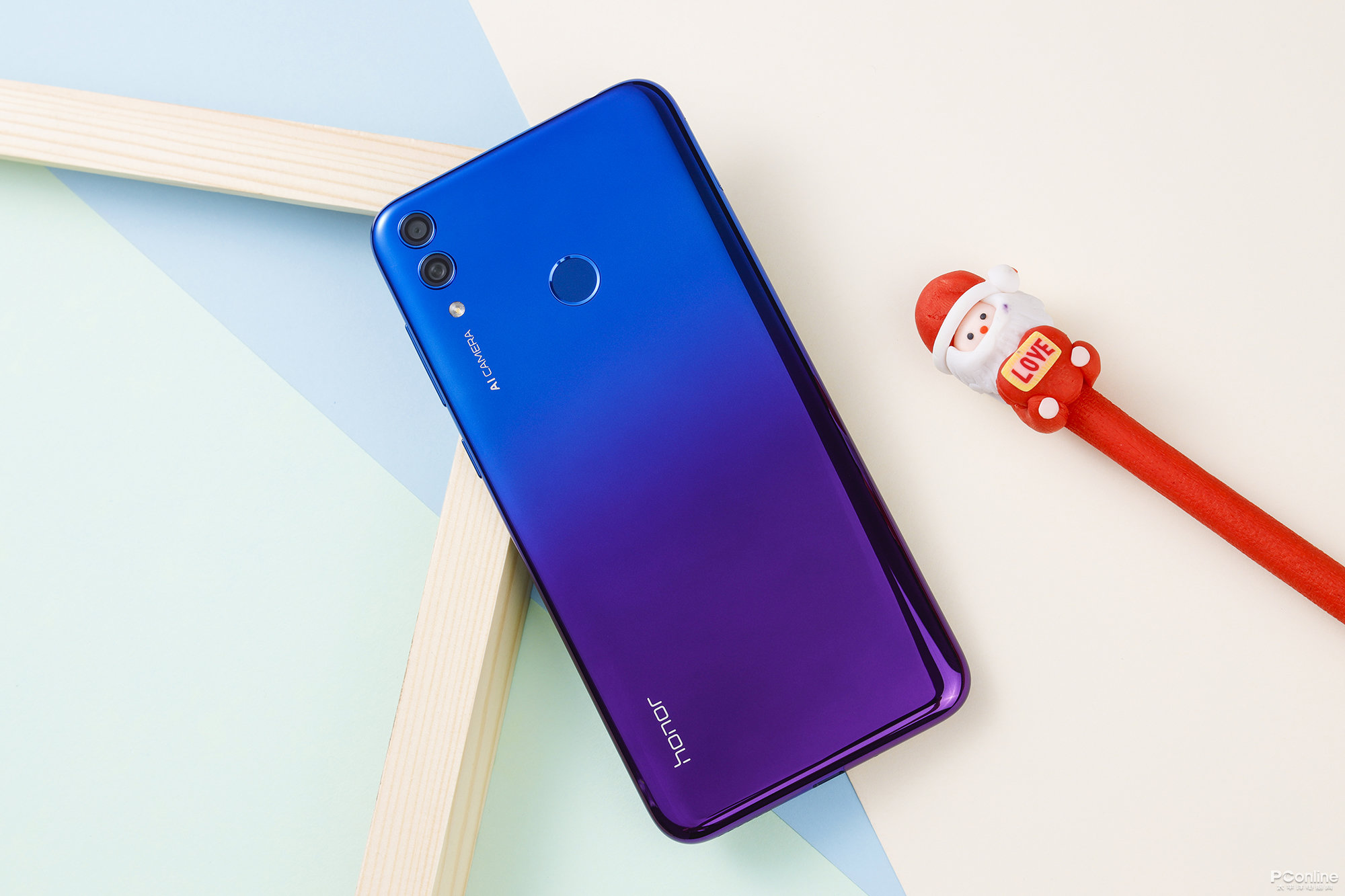 荣耀8c手机图赏