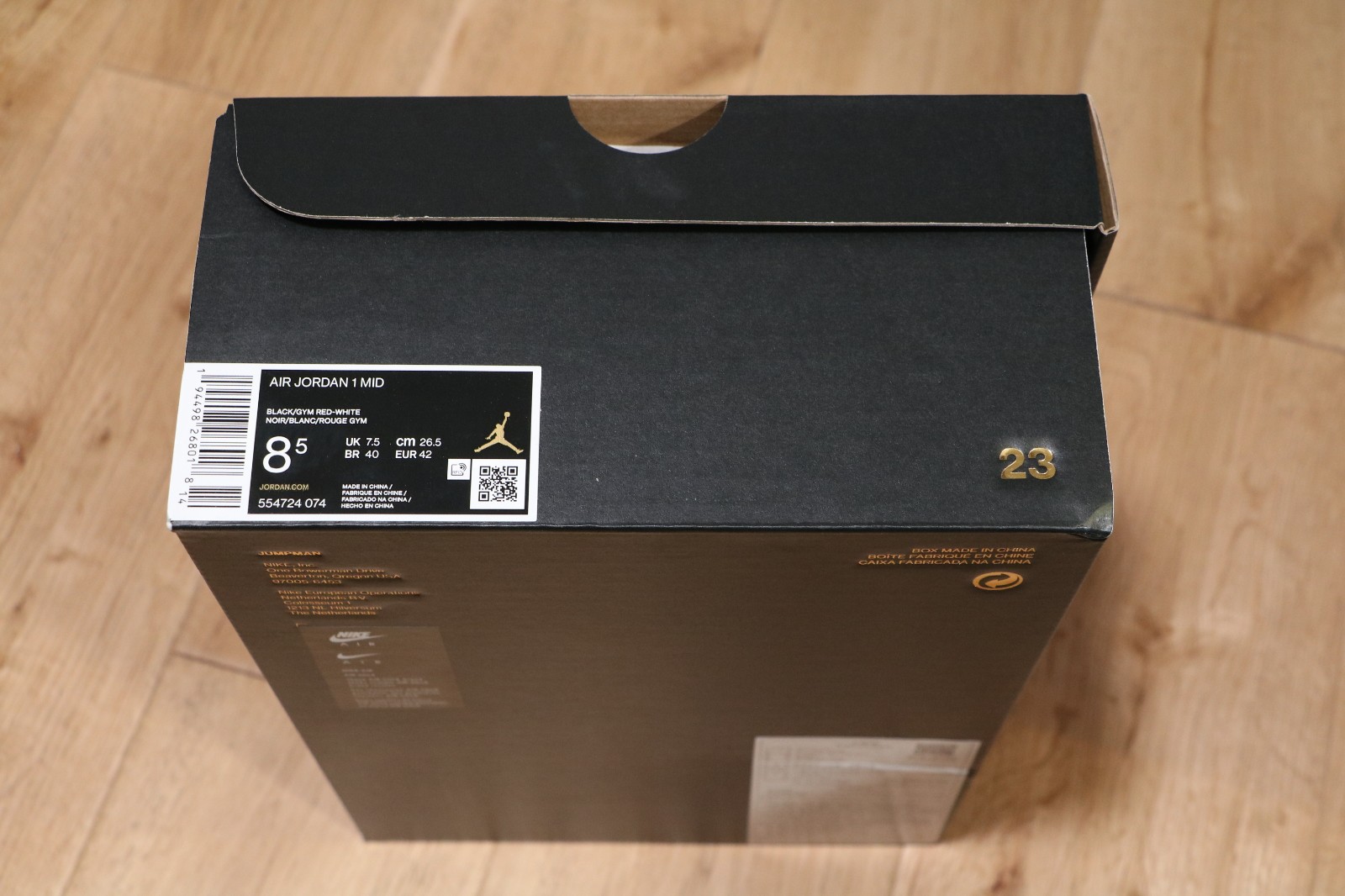 aj6鞋盒钢印图片