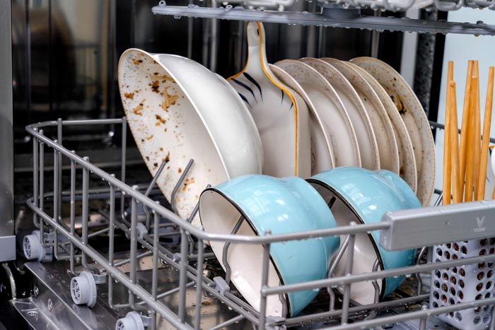 云米互联网洗碗机评测：还在用手洗碗吗？洗碗机的幸福生活体验