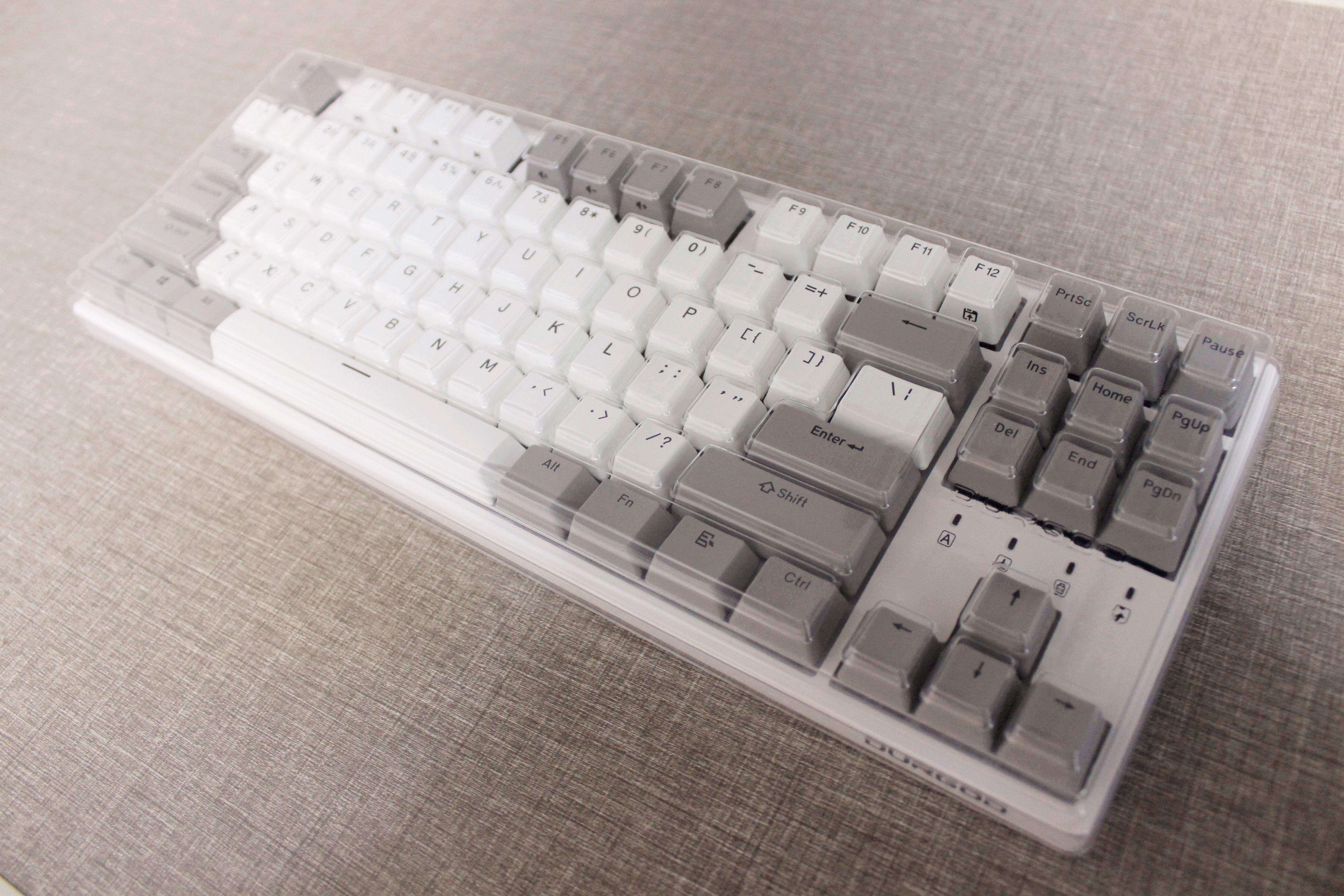 享受敲击的乐趣：杜伽K320银轴无光版机械键盘