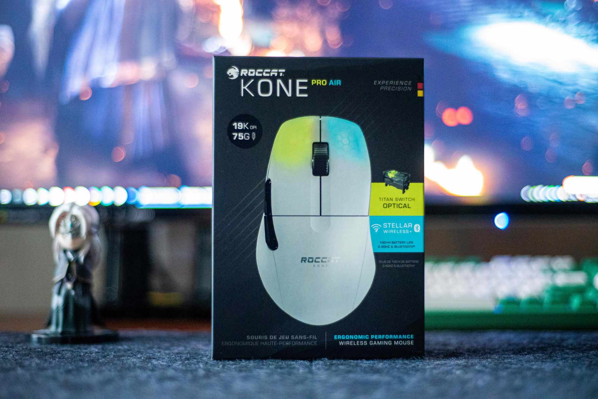 性能出色、手感极佳的冰豹KONE Pro Air无线鼠标开箱评测