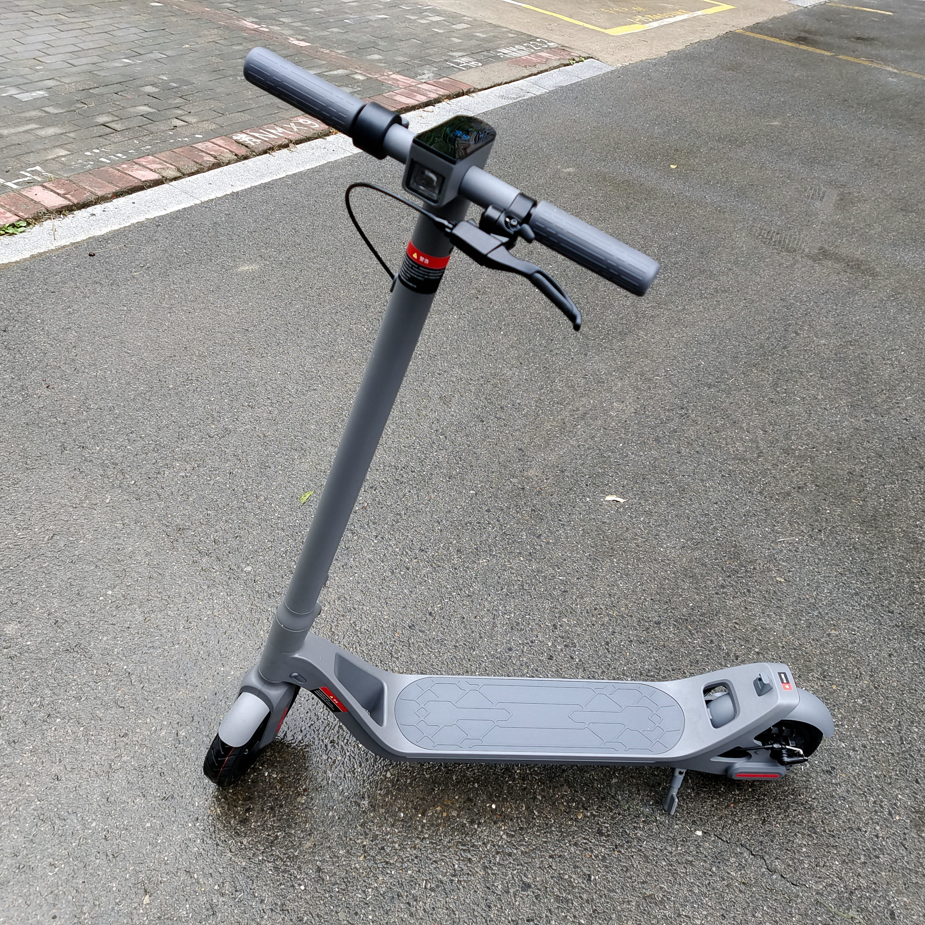 短途代步，首款鸿蒙滑板车，华为智选乐骑智能电动滑板车真香