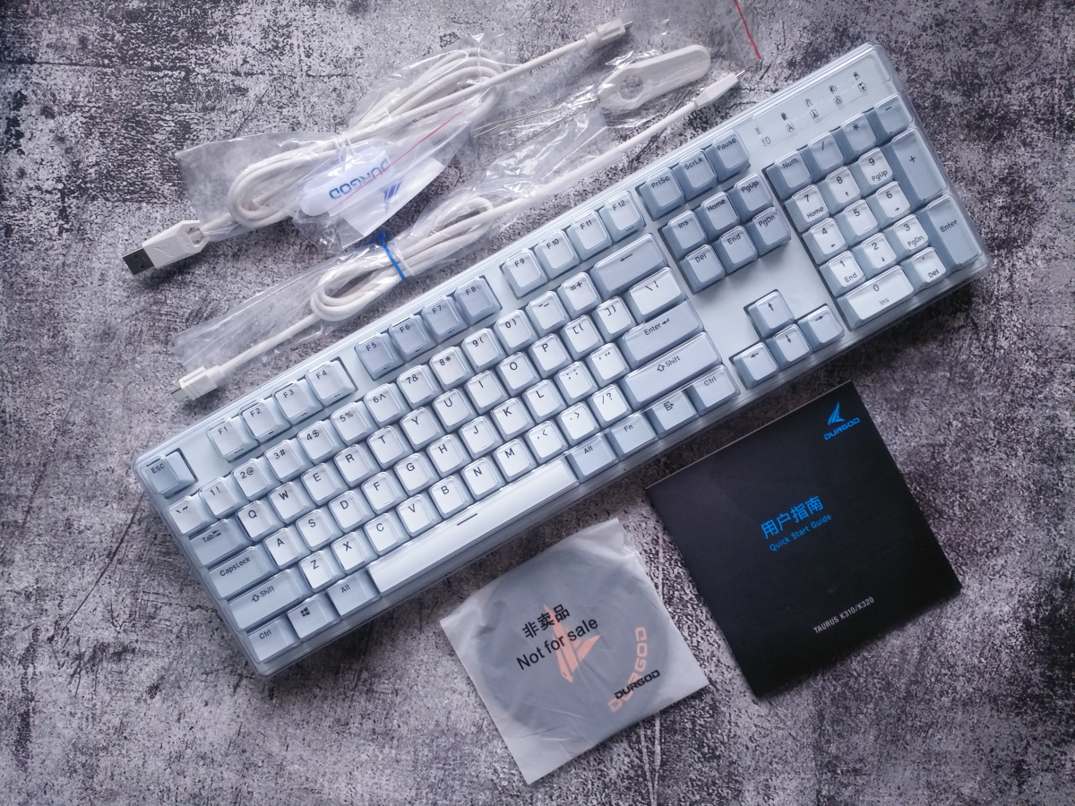 清新淡雅兼备游戏办公，杜伽K310游戏机械键盘