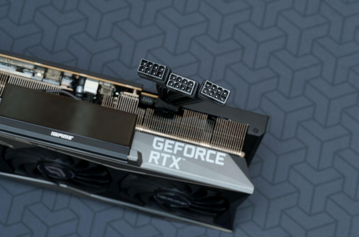 英伟达安培架构巅峰之作 iGame GeForce RTX 3090Ti Vulcan OC 首发测评
