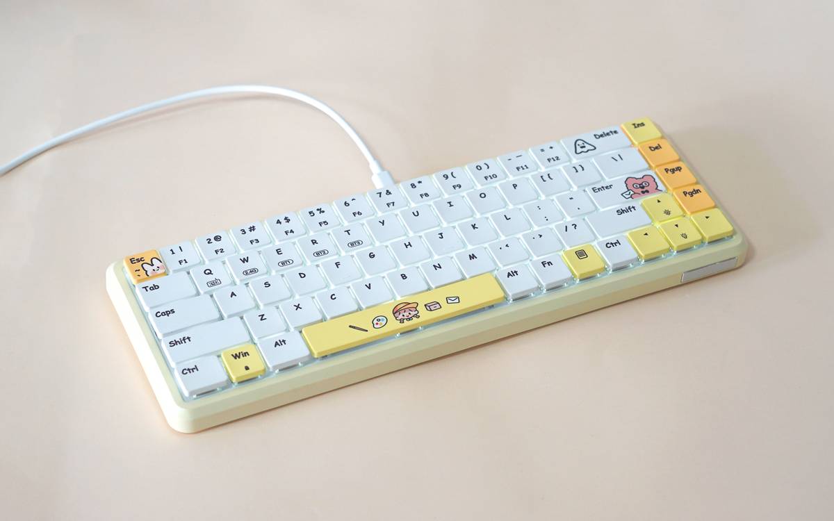 高颜值键盘代表，卡乐瑞可卓大王限定款机械键盘体验