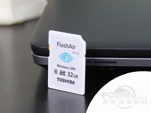 东芝 FlashAir Wireless LAN model (W-03) (32GB)