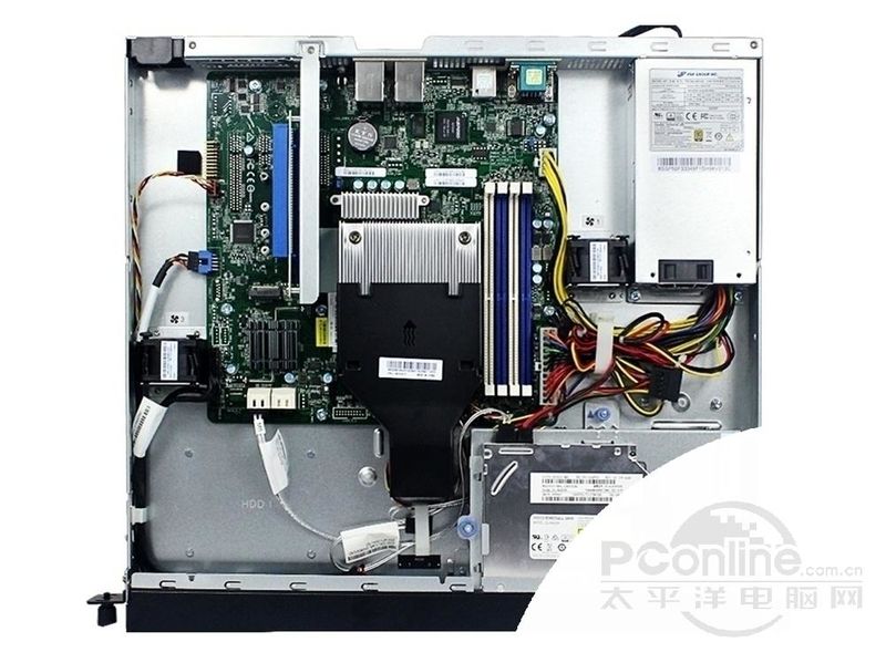 联想ThinkServer RS260(i3-7100/8GB/1TB×2)