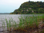 玛珥湖