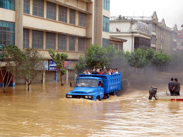 丹凤竹林关2010年水灾图片