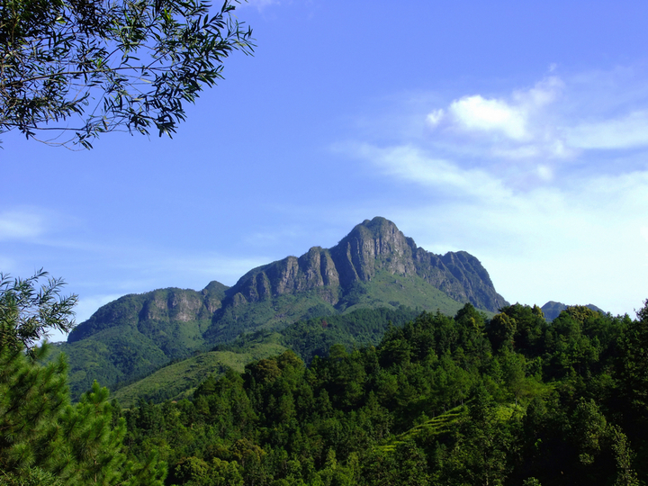 鹏山风光