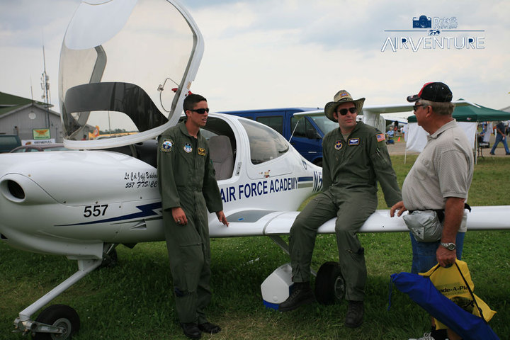 ִսAirVenture_1