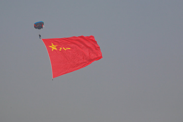 ڰ˽麣չ