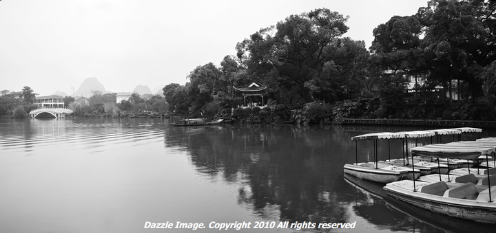 GUILIN B&W