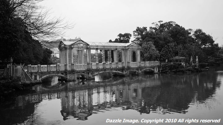 GUILIN B&W