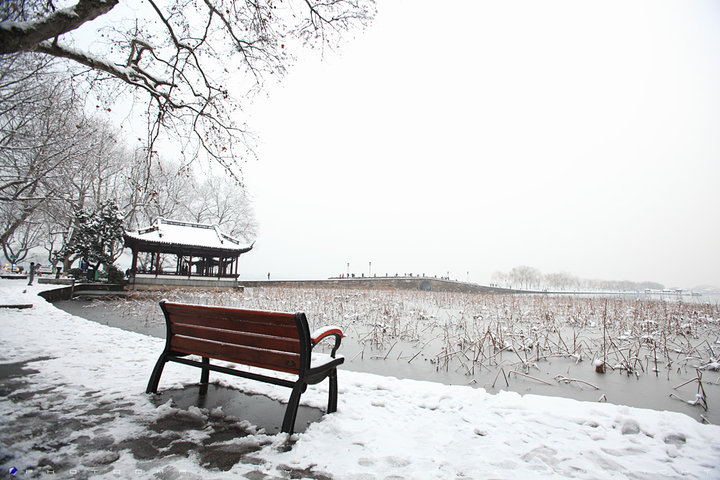 【西湖雪景,断桥残雪摄影图片】西湖风光摄影
