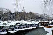 北京终于下雪了——记雪后北海公园