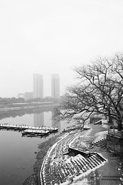 浮桥雪景