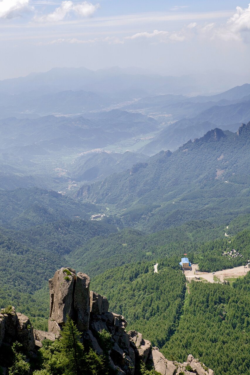 霧靈山登高遠眺