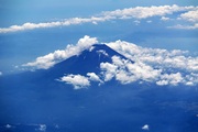 东京印象--机翼下的日本富士山