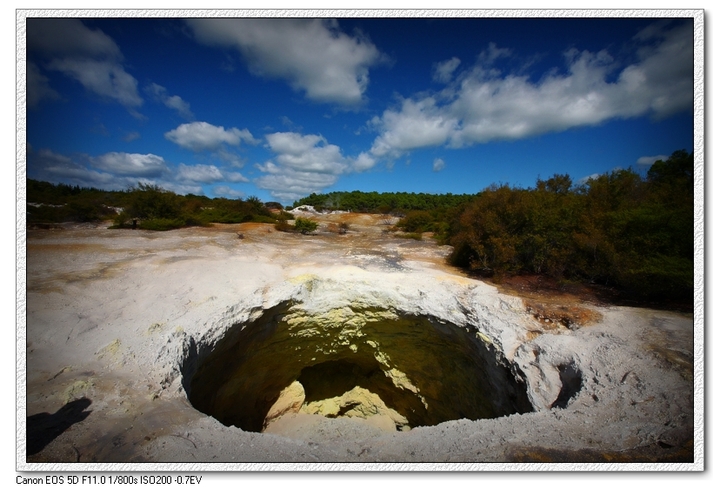 ---³---֮WAI-O-TAPU