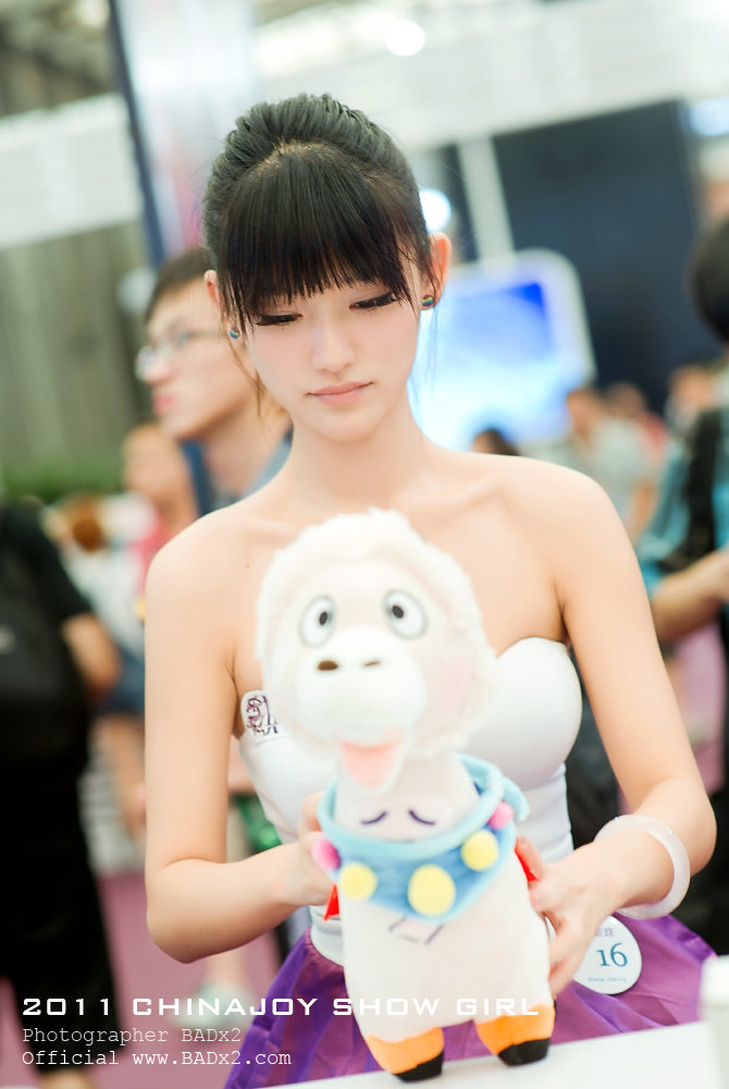 2011_ChinaJoy_ShowGirl