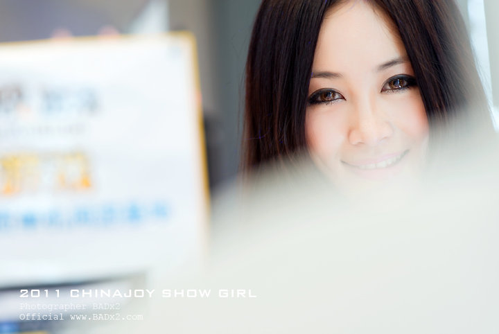 2011_ChinaJoy_ShowGirl