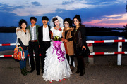 新疆伊宁市一对维吾尔青年的婚礼