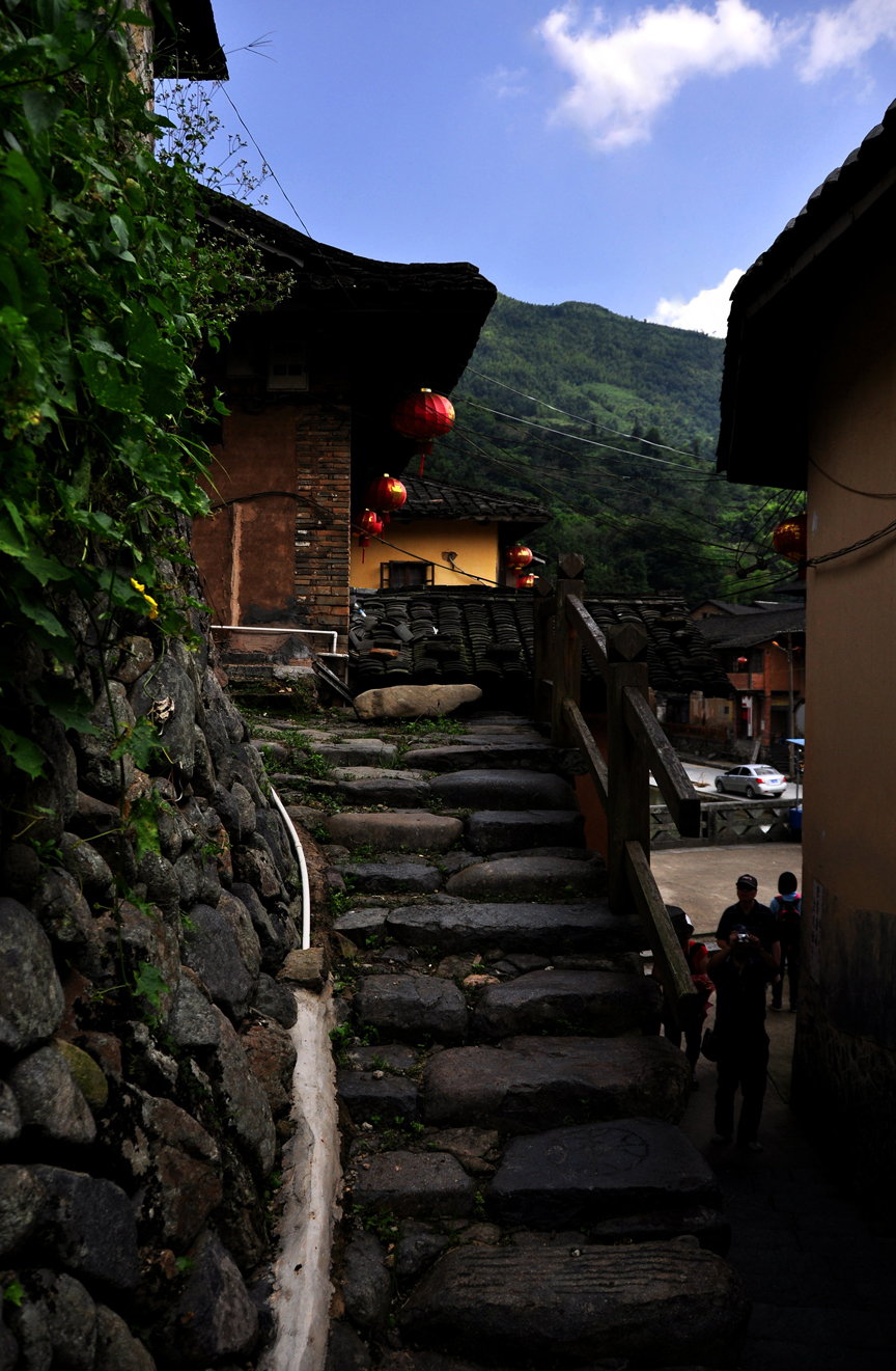 风光最美塔下村(上)