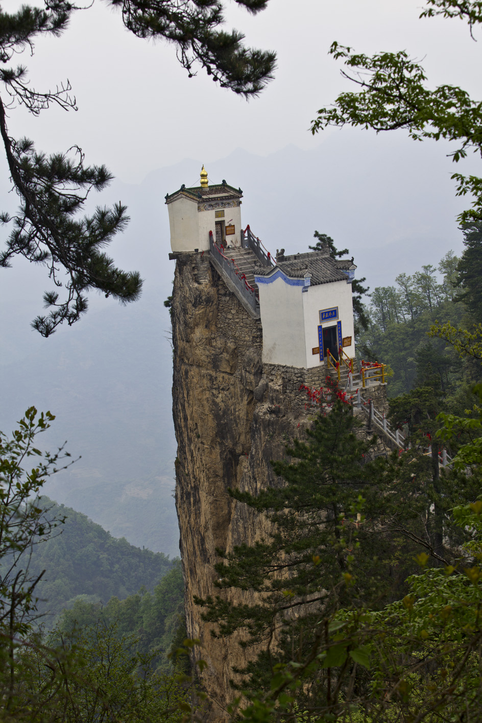 塔雲山風光