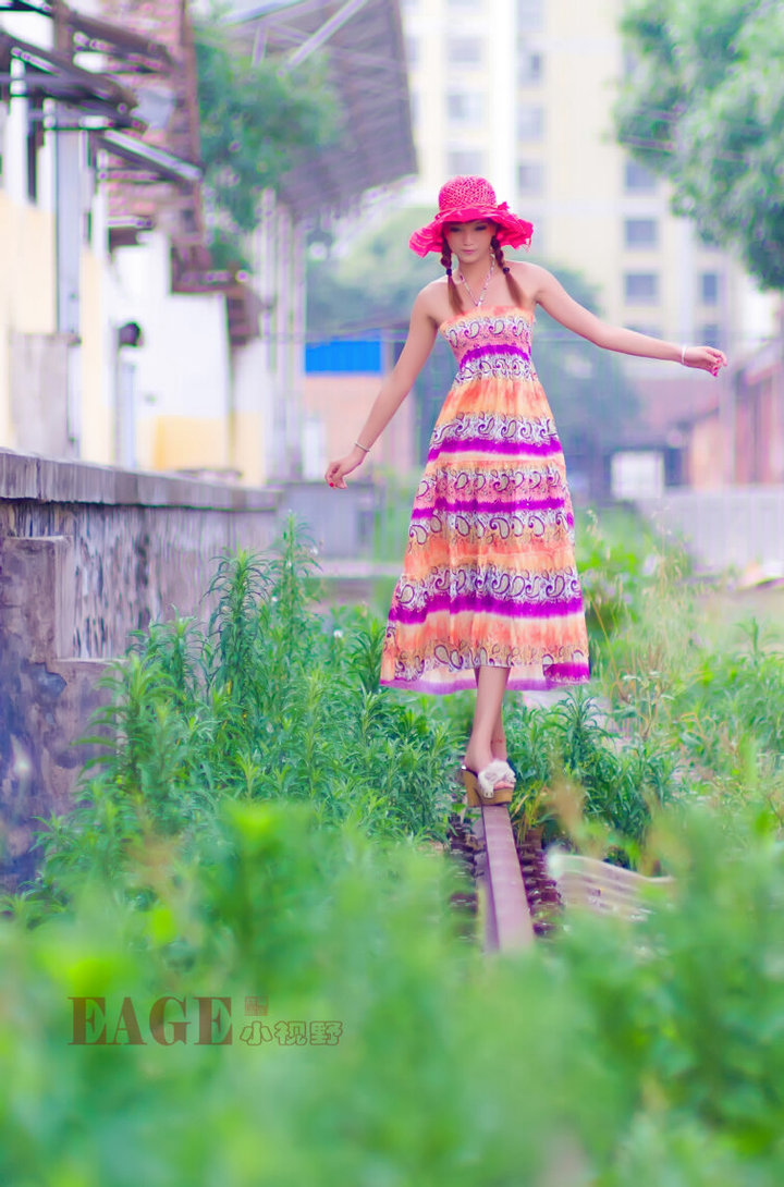 Railroad girl